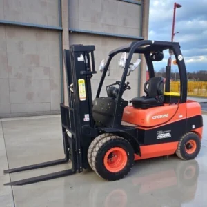 Autoelevador Taurus Serie G de 2,5 a 3,5 TN